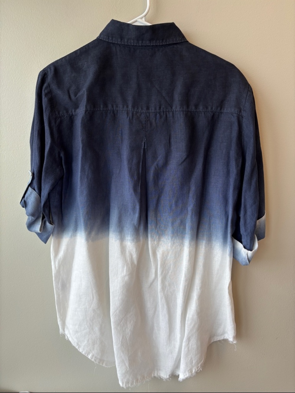 Pure Amici Navy and White Dip-Edge Linen Button-Down - Picture 5 of 6